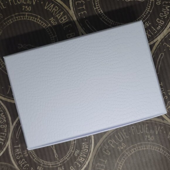 NWOT | 6pc | Quartz Floral Petal Watch & Bracelet Set - Picture 6 of 6